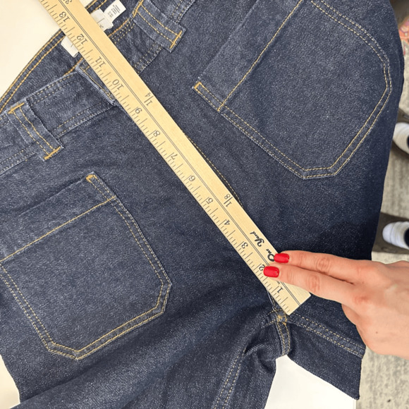& Other Stories Women’s High Rise Wide Leg Jeans Size 12 Dark Wash Denim Pockets - Picture 6 of 13